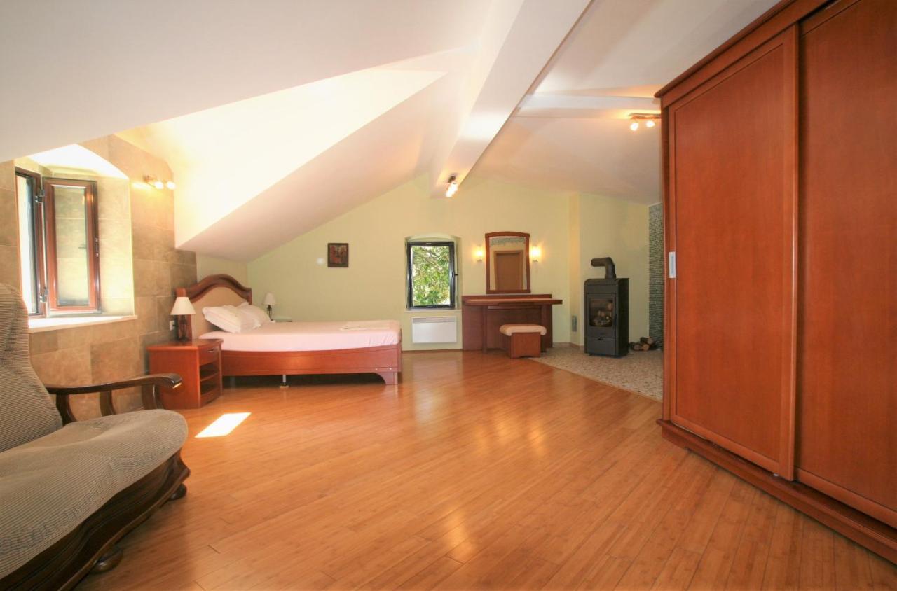Holiday Home Ametist โกตอร์ ภายนอก รูปภาพ